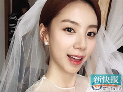 韩流鼻祖裴勇俊和朴秀珍于昨天下午六时公开结婚