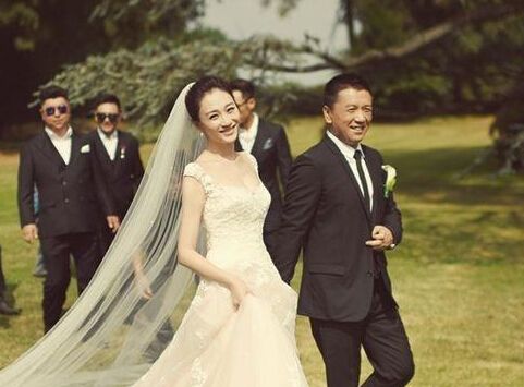 李小冉与徐佳宁在比利时结婚