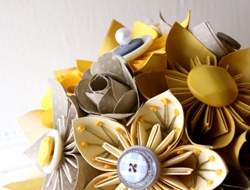 纸品手捧花：黄色灰色多彩唯美手工的创意