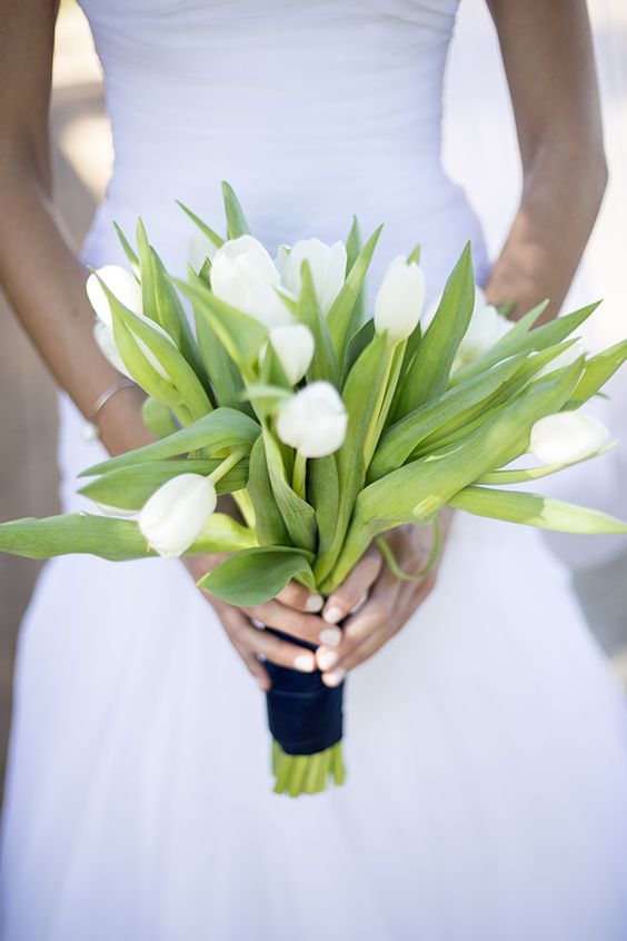 如何挑选捧花,适合白羊座新娘的手捧花