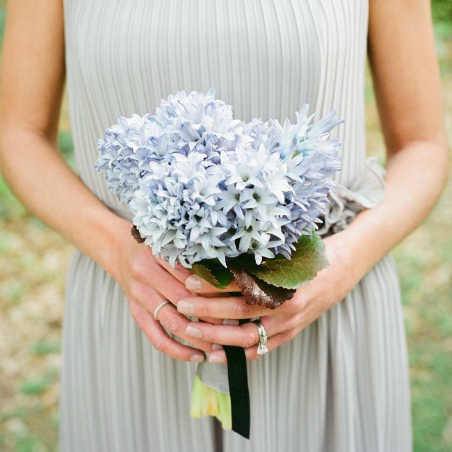 适合巨蟹座的手捧花,新娘手捧花图片