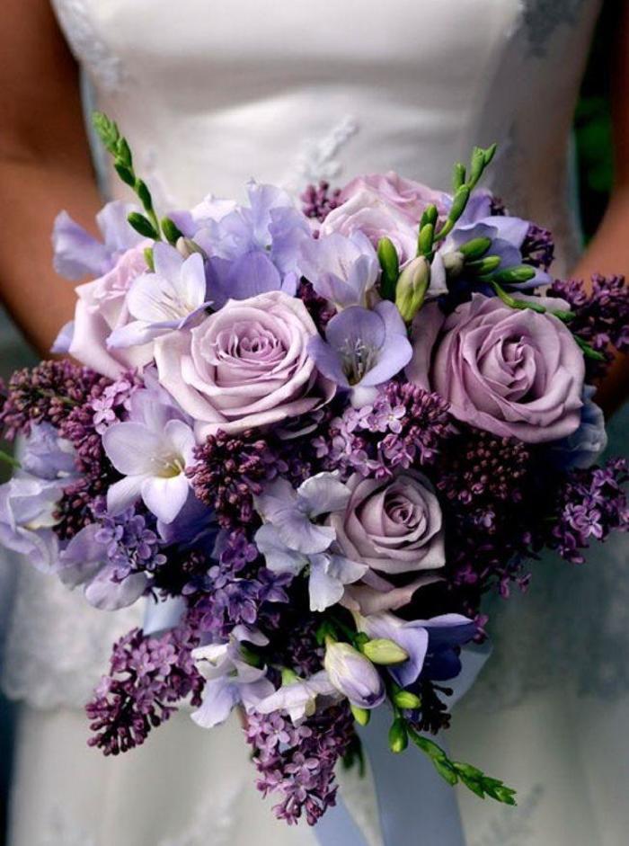 美到不像话的花束，新娘捧花，婚礼创意，紫色