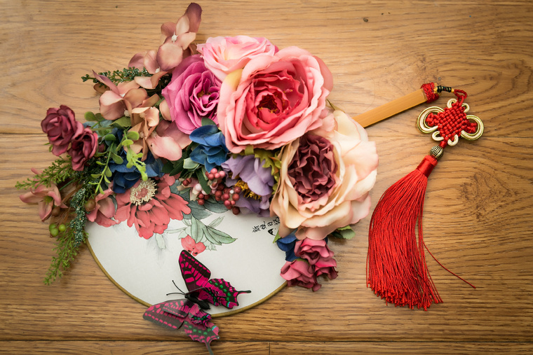 扇子手捧花,手捧花图片