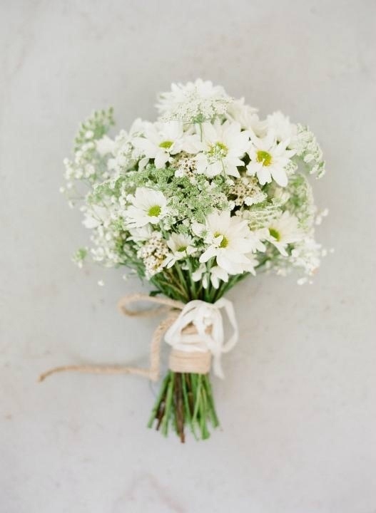 手捧花图片,新娘手捧花,适合双鱼座新娘的手捧花