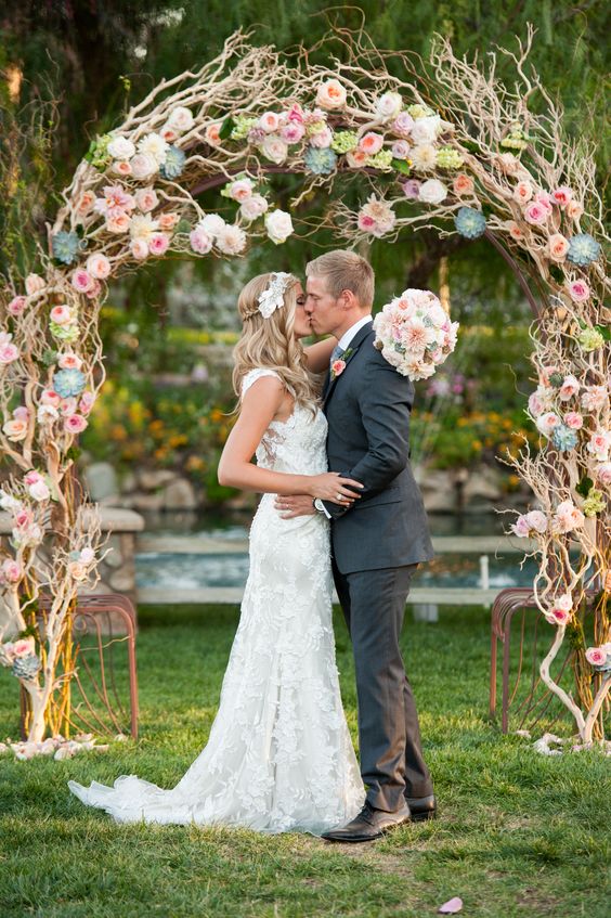 婚礼鲜花仪式亭,婚礼仪式亭布置图片,婚礼仪式亭图片