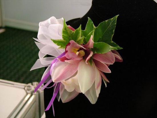 胸花