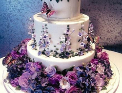 让人大饱眼福唯美好看的翻糖婚礼蛋糕摄影图片