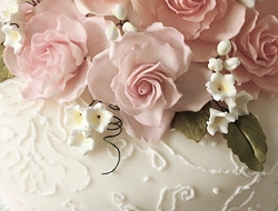 唯美蛋糕甜品淡粉色主题的婚礼灵感