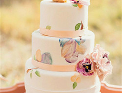 甜蜜的视觉感受 水粉春色的手绘婚礼蛋糕