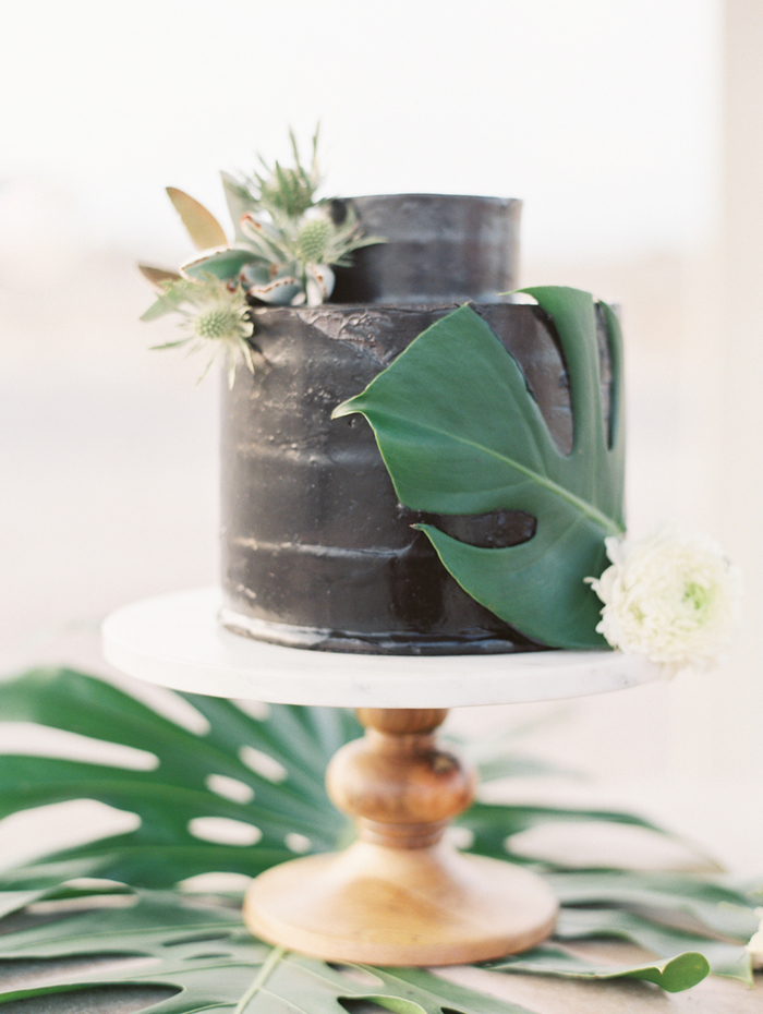 个性婚礼蛋糕,适合天蝎座的婚礼蛋糕