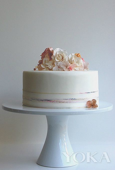 白色花朵单层蛋糕