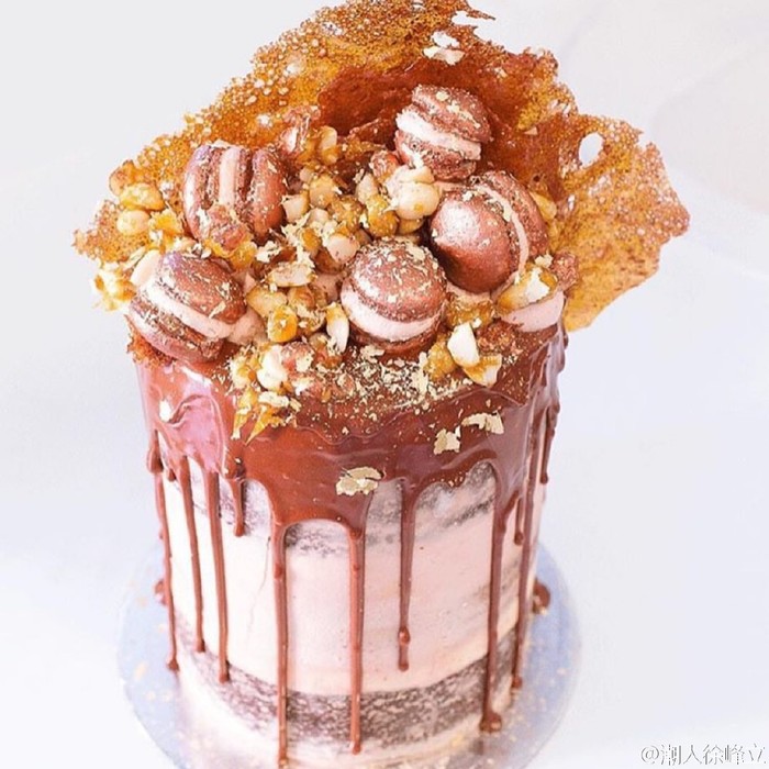 没有什么是一块甜点不能解决的，如果有，那就是两块⋯ d_d