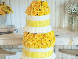 婚礼上的亮点 金黄色蛋糕图片