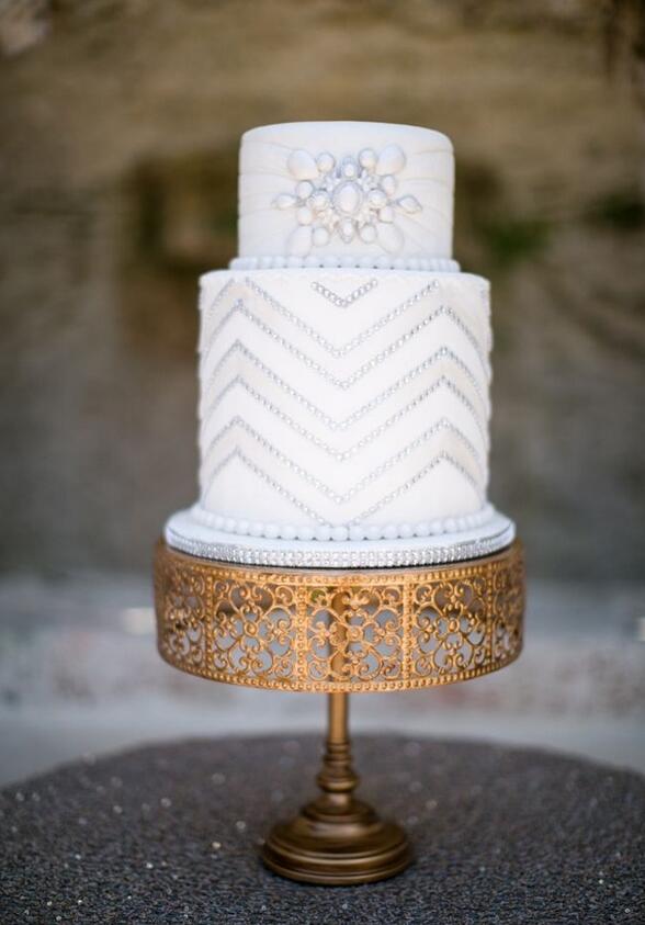白色婚礼蛋糕,结婚蛋糕图片