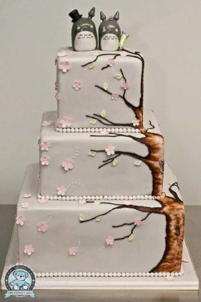 婚礼蛋糕：龙猫