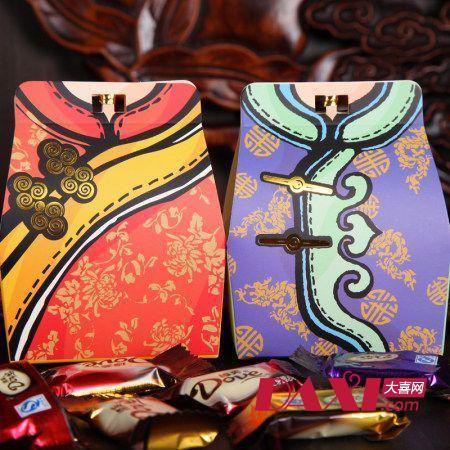 喜庆创意的唐装元素喜糖盒设计