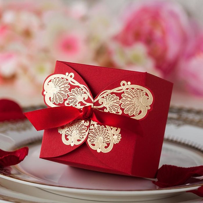 中式红色烫金蝴蝶糖盒喜糖盒子 创意糖盒礼品盒婚庆高档结婚用品