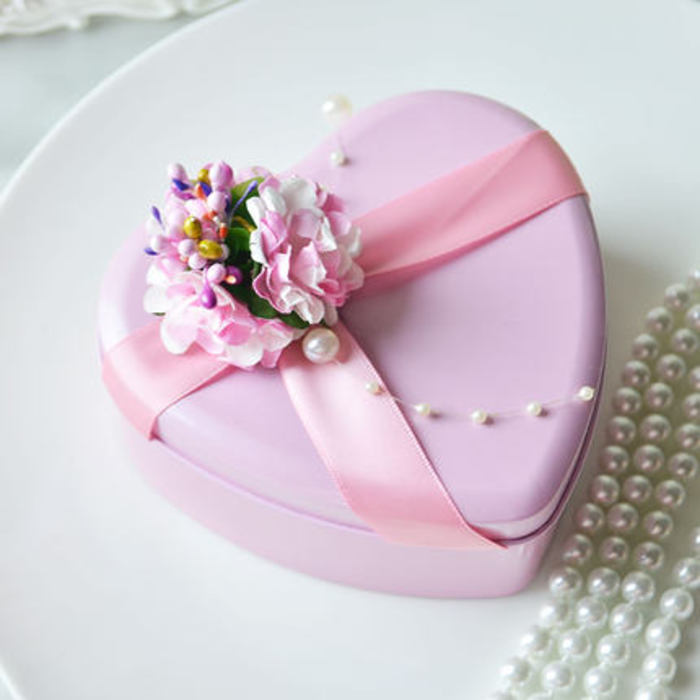 心形马口铁喜糖盒大号粉色个性/欧式婚礼喜糖盒创意费列罗装烟