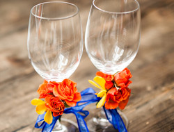 助兴婚礼热闹氛围 浪漫婚宴酒杯图片