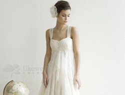 抹胸短款时尚白色婚纱礼服摄影照片