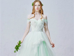 做你婚礼的精灵 新娘绿色婚纱礼服