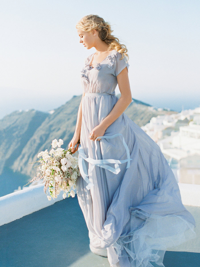 蓝色婚纱礼服,蓝色婚纱图片,新娘婚纱图片