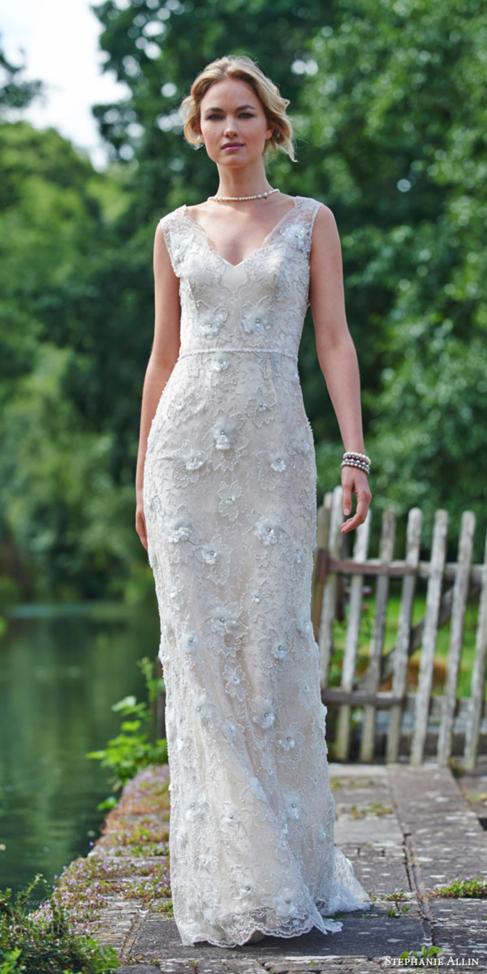英国著名婚纱礼服品牌 Stephanie Allin 释出2016「Love Letters 爱之信」婚纱系列，永恒经典的剪裁与时尚的细节，为新娘带来新的婚纱礼服选择。