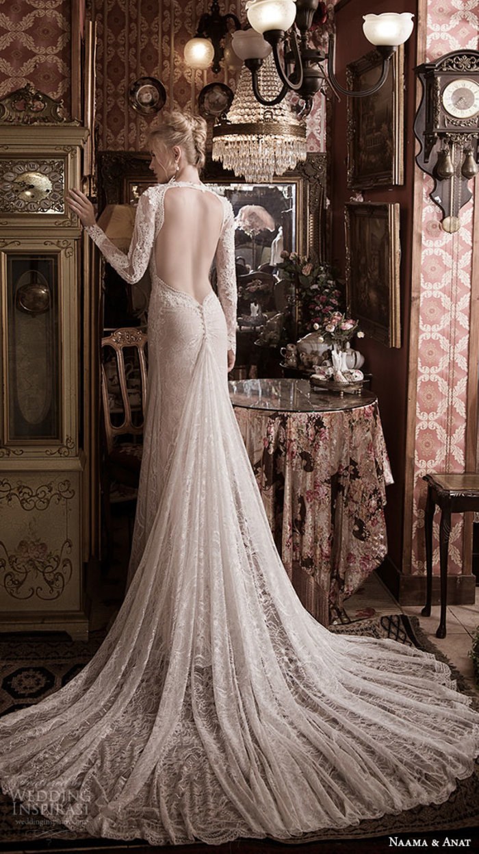 以色列婚纱品牌 Naama &amp;amp; Anat 释出2016秋冬「Spiritual Design 精神设计」婚纱系列LookBook，本季系列集合了很多女性们最爱的婚纱款式，复杂的轮廓、精致的蕾丝、华丽的珠饰加上性感绝伦的后背设计，给新娘们带来新的婚礼时尚。