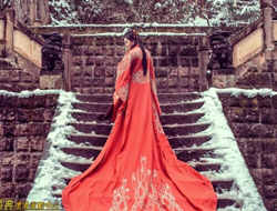 最热门复古汉服婚服外景树林摄影婚纱照片