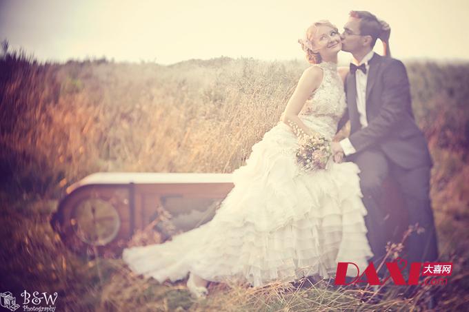 复古朋克主题的婚纱摄影