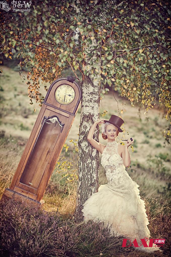复古朋克主题的婚纱摄影