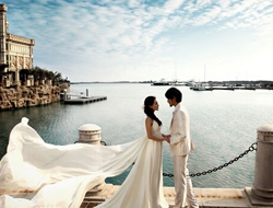 月牙湾的城堡海边欧式建筑旅途风景甜蜜故事浪漫摄影婚纱照片