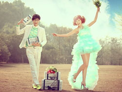 韩式风格浓浓情意记外树林草地摄影婚纱照片