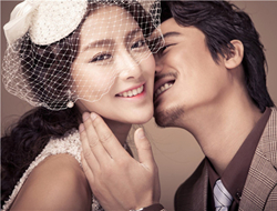 韩式典雅婚纱摄影室内浪漫神秘感婚纱照