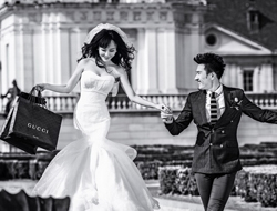 欧式创意80后浪漫街拍黑白婚纱摄影照片