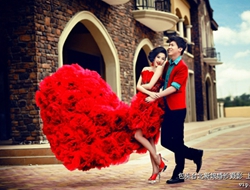 爱相随户外婚纱摄影红色热情礼服气质优雅婚纱照