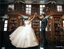 圣彼得藏书阁婚纱摄影欧式风情浪漫典雅气质高贵婚纱照