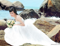 唯美三亚海边礁石摄影青春浪漫婚纱照
