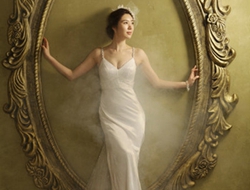 梦芭蕾婚纱照性感低胸礼服修身显瘦尽显诱惑迷人婚纱摄影