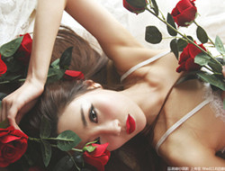 玫瑰花季 浪漫女孩