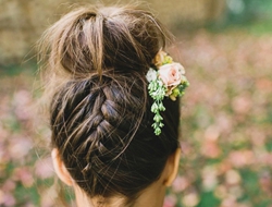 新娘发型推荐清新自然美20种浪漫创意新娘造型