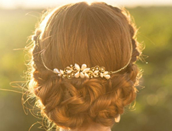 新娘发型一弯钻冕让爱意在发梢间闪耀结婚发型