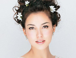 可爱俏皮新娘发型唯美日式新娘盘发图片欣赏