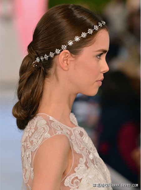 解析准新娘创意发型搭配 婚礼上让人眼前一亮
