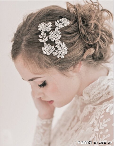 盘点2015春夏新娘发型 优雅大方极尽名媛气质