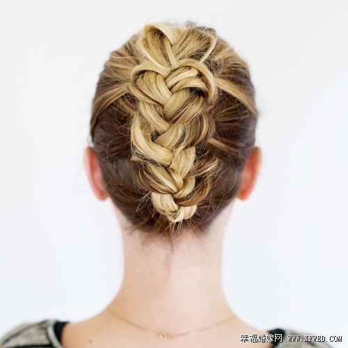 精选7款新娘气质编发 巧藏瑕疵造就完美发型