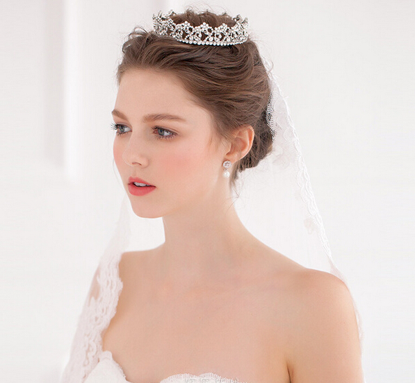 新娘皇冠发型图片,新娘发饰