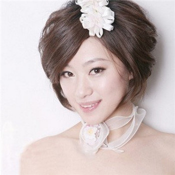 夏日新娘精致盘发