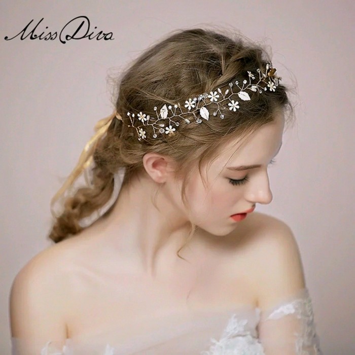 @雪碧欧尼「No.11期更新，主推发饰+花环」#这次给大家带来高端手工欧式复古新娘首饰韩式婚纱头饰盘发发簪发饰 /唯美永生花新娘边夹套装彩色玫瑰森系海边蜜月影楼拍照盘发头饰品 挑染 渐变 夏日 清新 软妹 原宿 欧美 彩虹 接发 发片 长发 卷发 短发 日韩 鱼骨辫蝴蝶结 蝎子辫 新娘编发party女王 美发 发型 &amp;br&amp; 美图 原创/ /禁二改二传 ，转载请注明出处。//美发相爱相杀#待我长发及腰