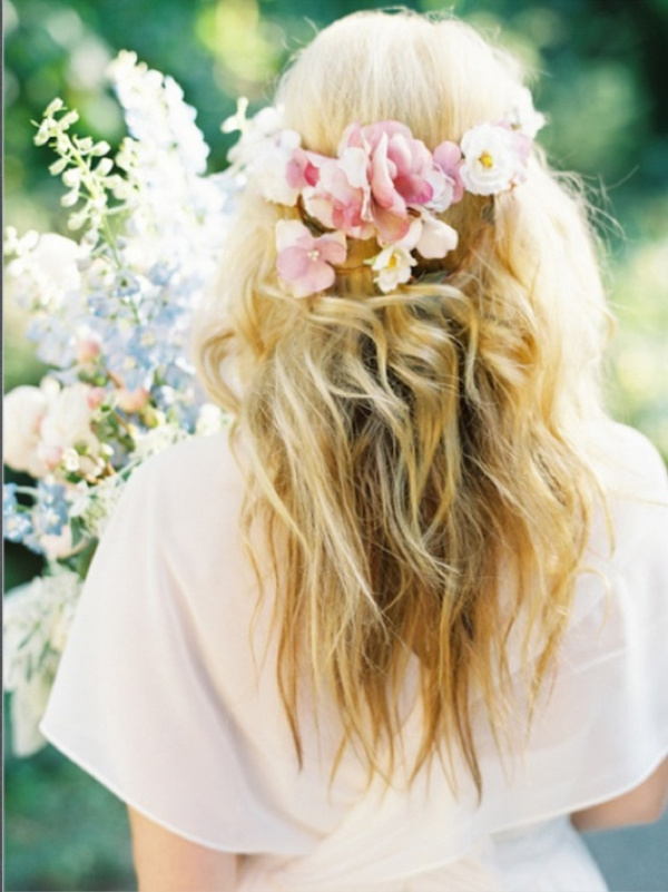 最美新娘发型,时尚新娘发型,散着的长发新娘发型图片